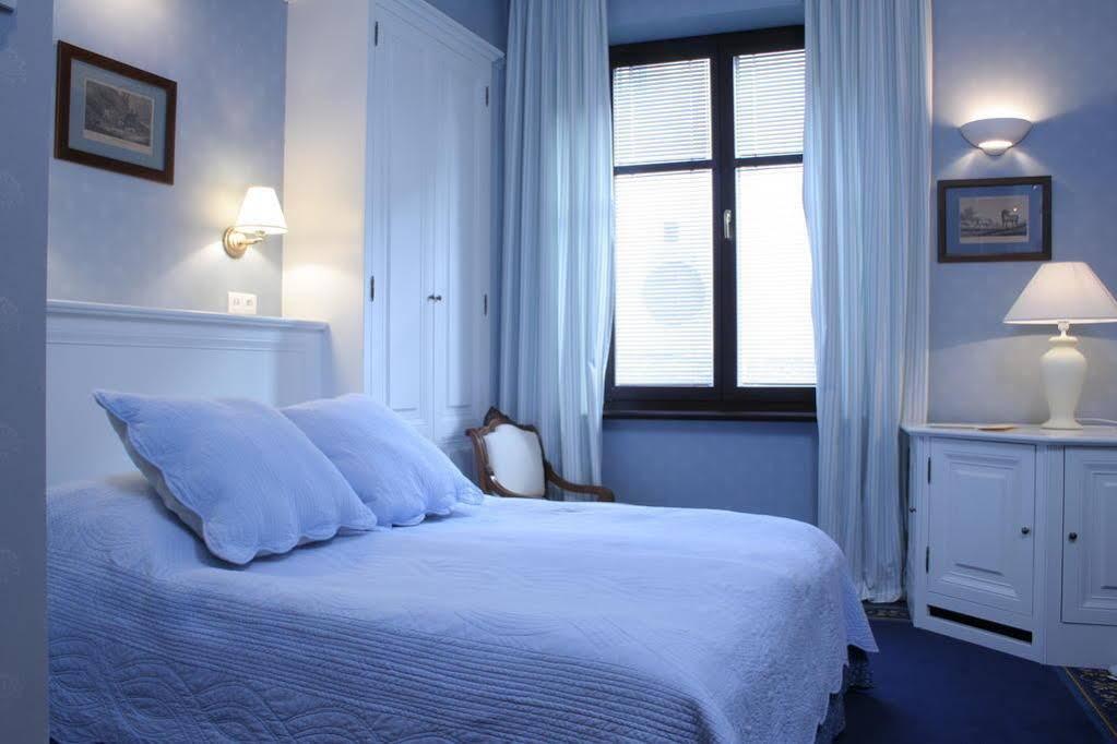 קרקוב Hotel Grodek מראה חיצוני תמונה A bedroom
