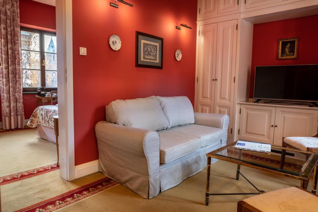 קרקוב Hotel Grodek מראה חיצוני תמונה A living room at the Inn