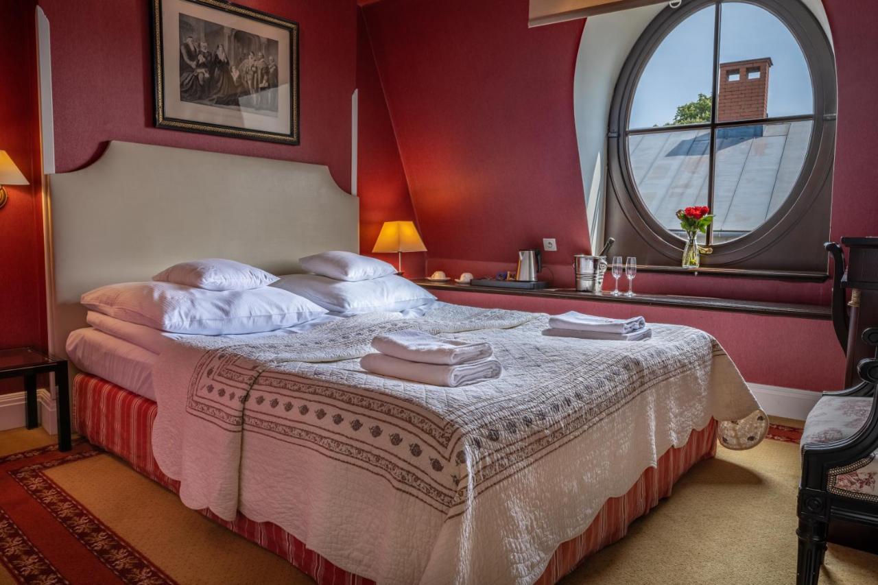 קרקוב Hotel Grodek מראה חיצוני תמונה A room at the hotel
