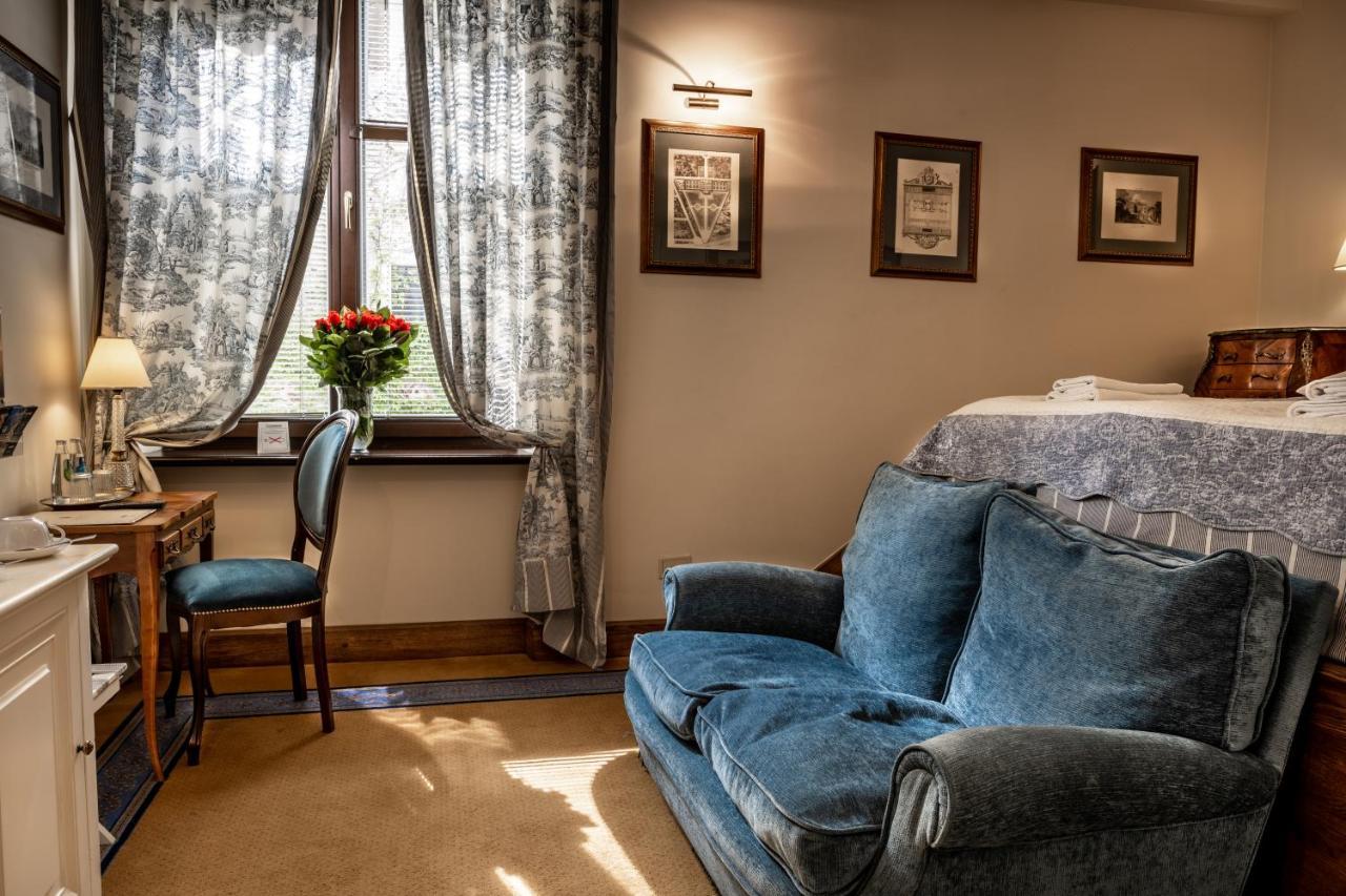 קרקוב Hotel Grodek מראה חיצוני תמונה A room at the hotel
