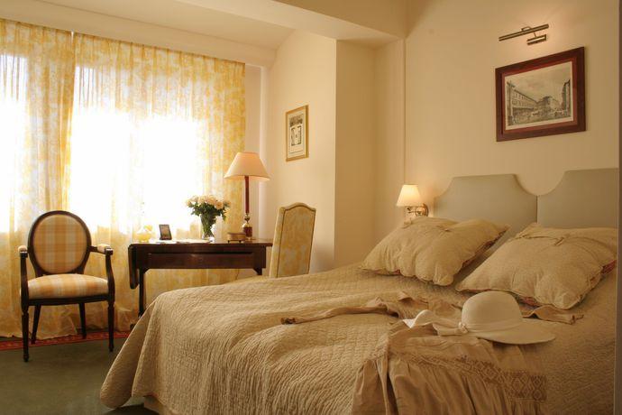 קרקוב Hotel Grodek מראה חיצוני תמונה A bedroom at the hotel