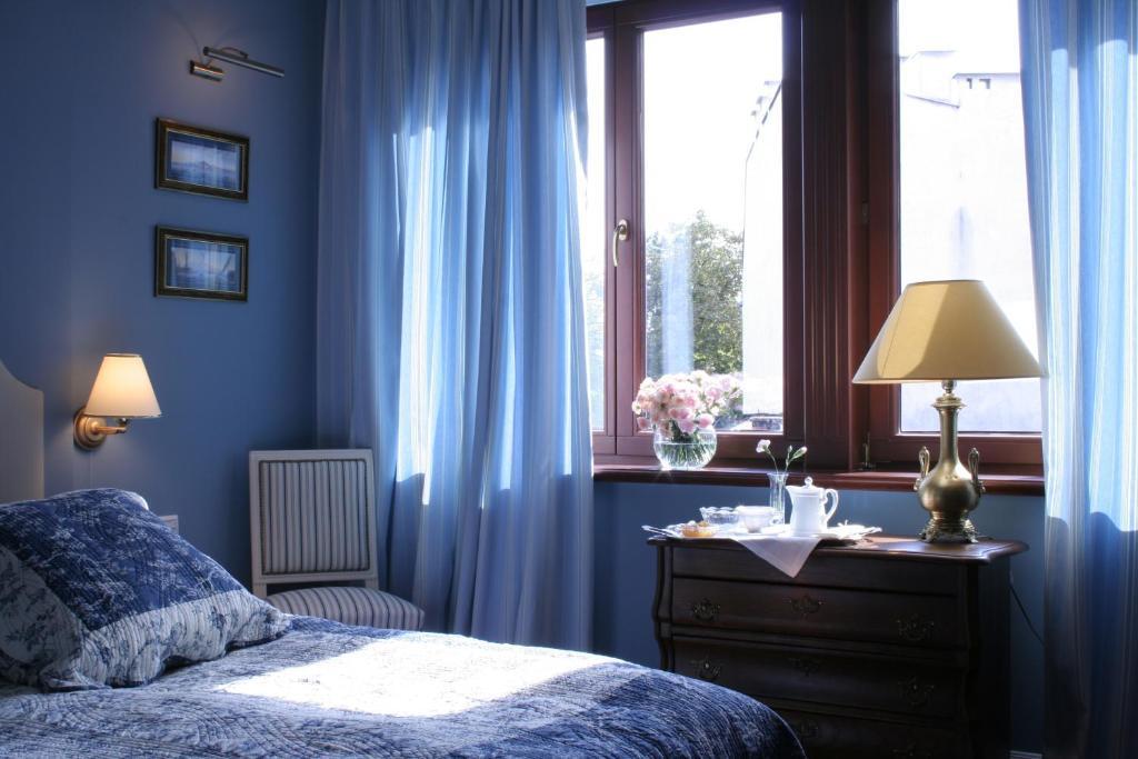 קרקוב Hotel Grodek חדר תמונה A bedroom