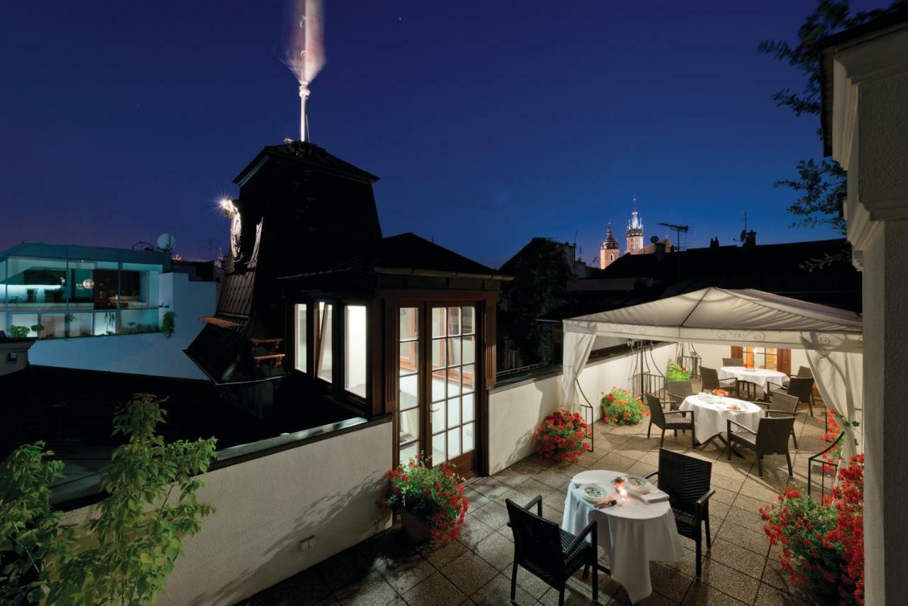 קרקוב Hotel Grodek מראה חיצוני תמונה The terrace of the restaurant