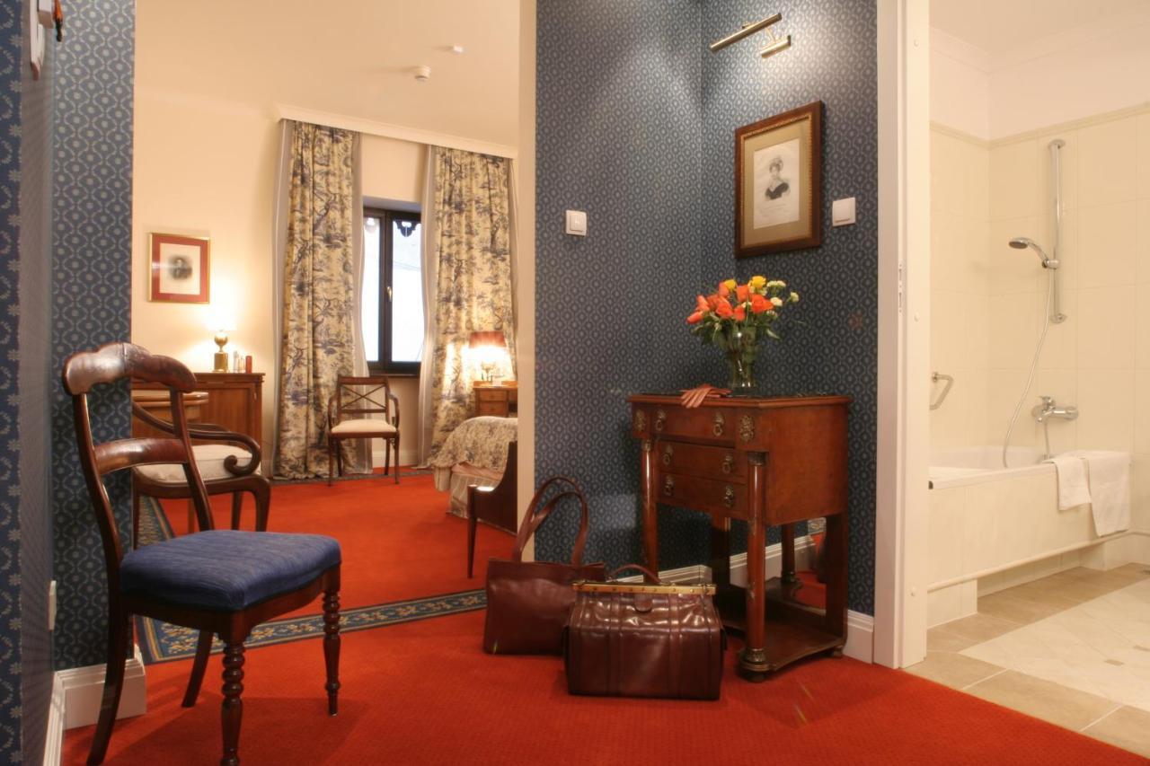 קרקוב Hotel Grodek חדר תמונה A room at the hotel